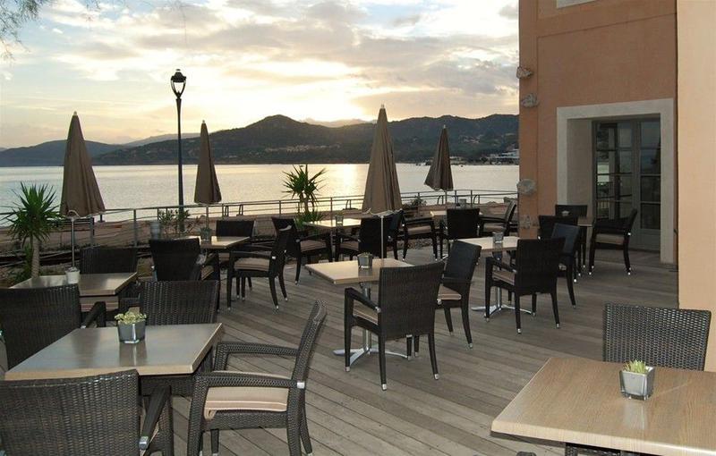 Hotel Perla Rossa LʼÎle-Rousse Exterior foto